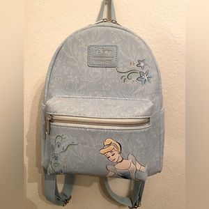 *SALE*. NEW WITHOUT TAGS! LOUNGEFLY Cinderella  mini backpack